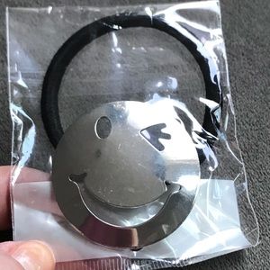 NIP Winkie Face hairband jewelry